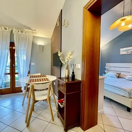 Apartament La Casa Sulla Via Del Mare *